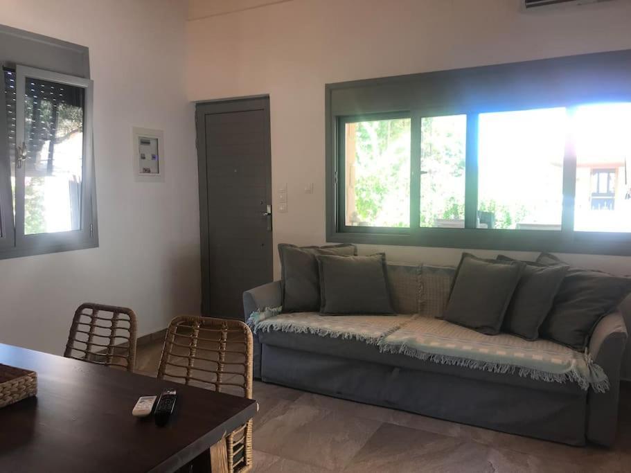 Πέτρινη Κατοικία Στην Αίγινα - Stone House In Aigina Khloi المظهر الخارجي الصورة